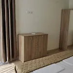 Zevs Apartment *