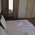 Zevs Apartment *