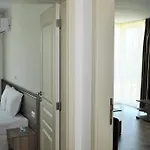 Zevs Apartment *