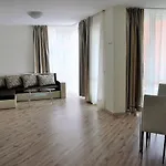Apartment Zevs *