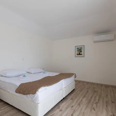 Apartment Zevs Nesebar
