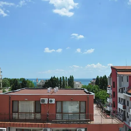 Apartment Zevs