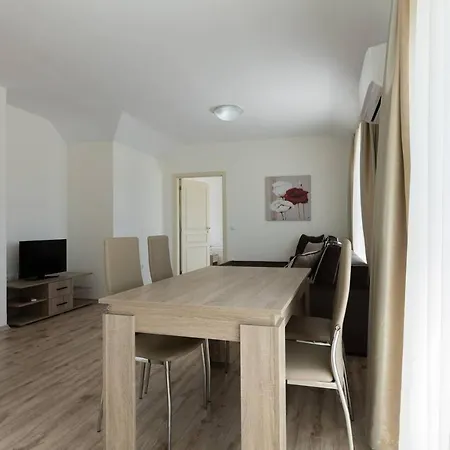 Zevs Apartment