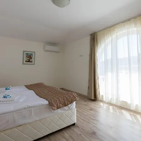 Διαμέρισμα Zevs Νεσέμπαρ