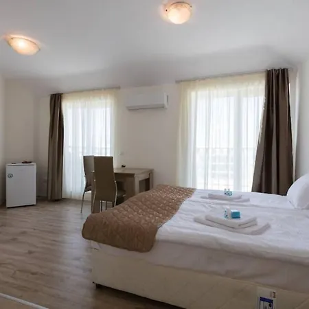 Διαμέρισμα Zevs Νεσέμπαρ